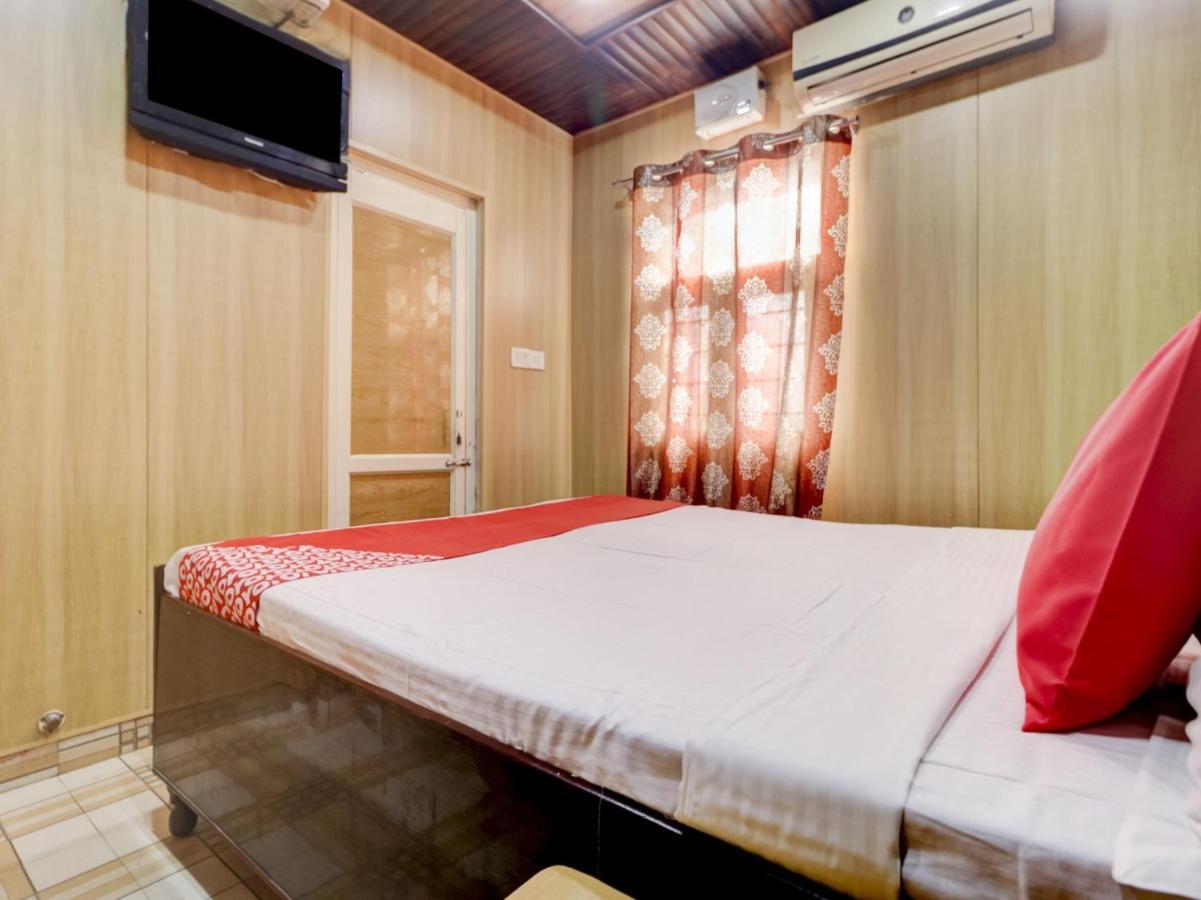 Oyo 77454 Hotel Prince Palace Patiāla 외부 사진