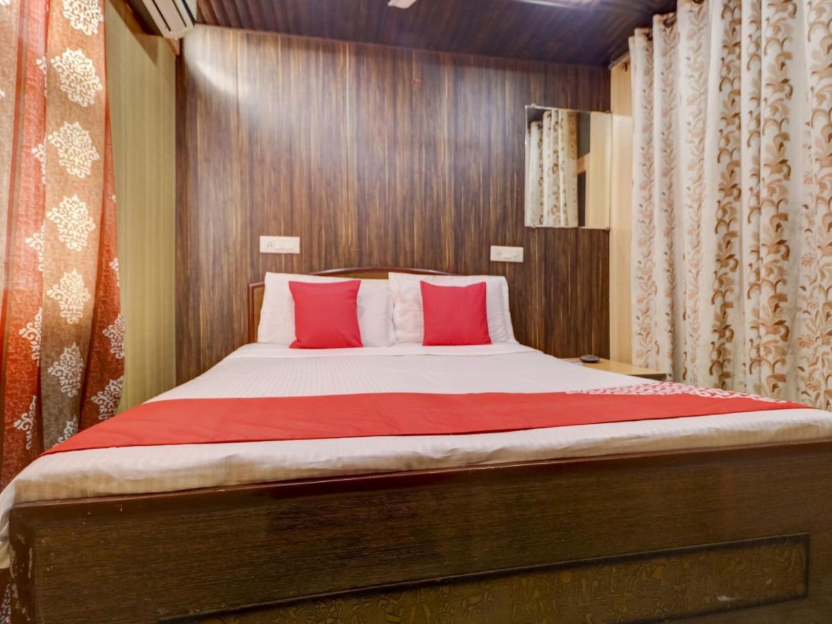 Oyo 77454 Hotel Prince Palace Patiāla 외부 사진
