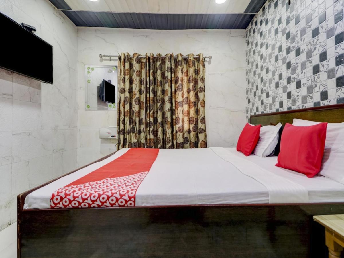 Oyo 77454 Hotel Prince Palace Patiāla 외부 사진