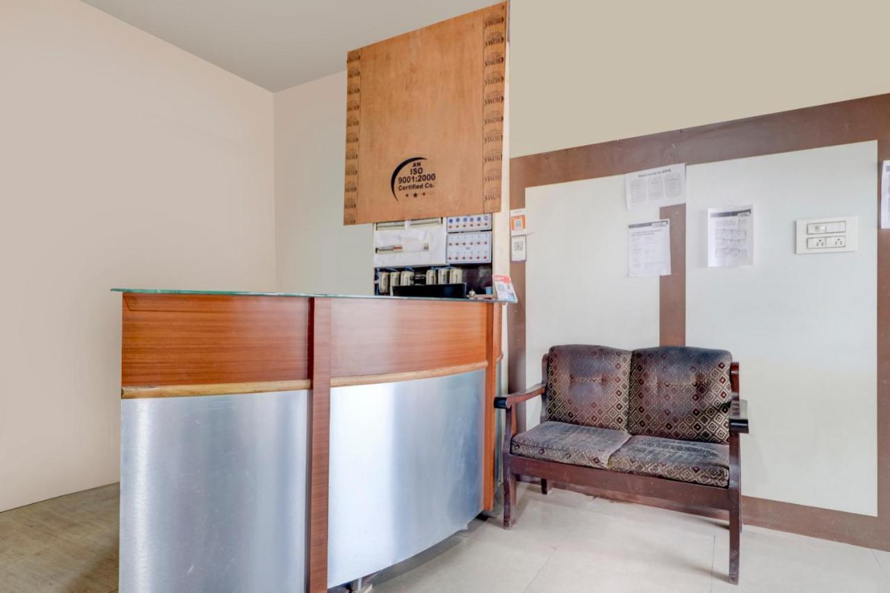 Oyo 77454 Hotel Prince Palace Patiāla 외부 사진