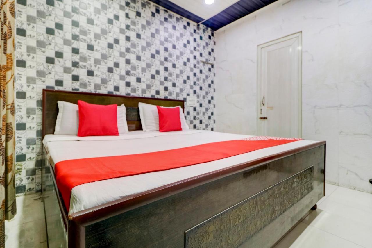 Oyo 77454 Hotel Prince Palace Patiāla 외부 사진